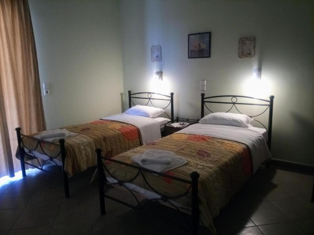 Evgenia Rooms Skála エクステリア 写真