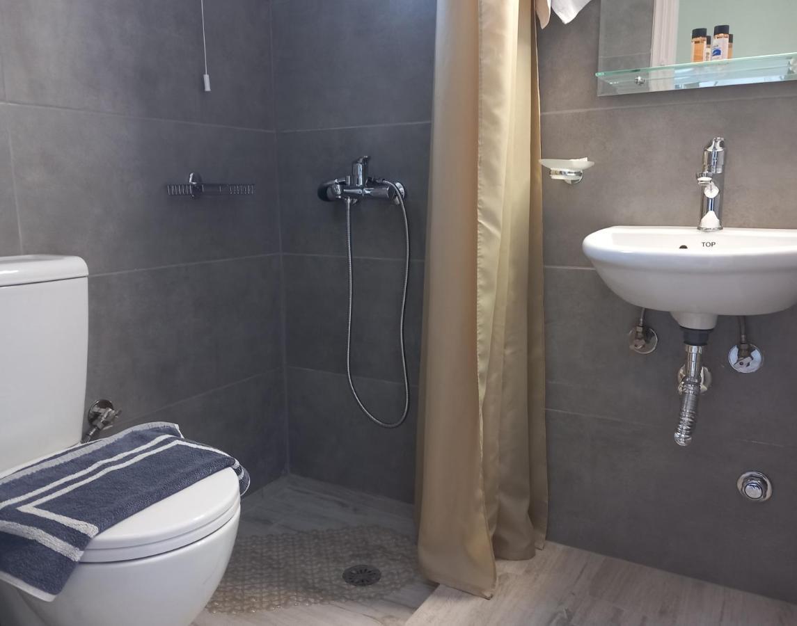 Evgenia Rooms Skála エクステリア 写真